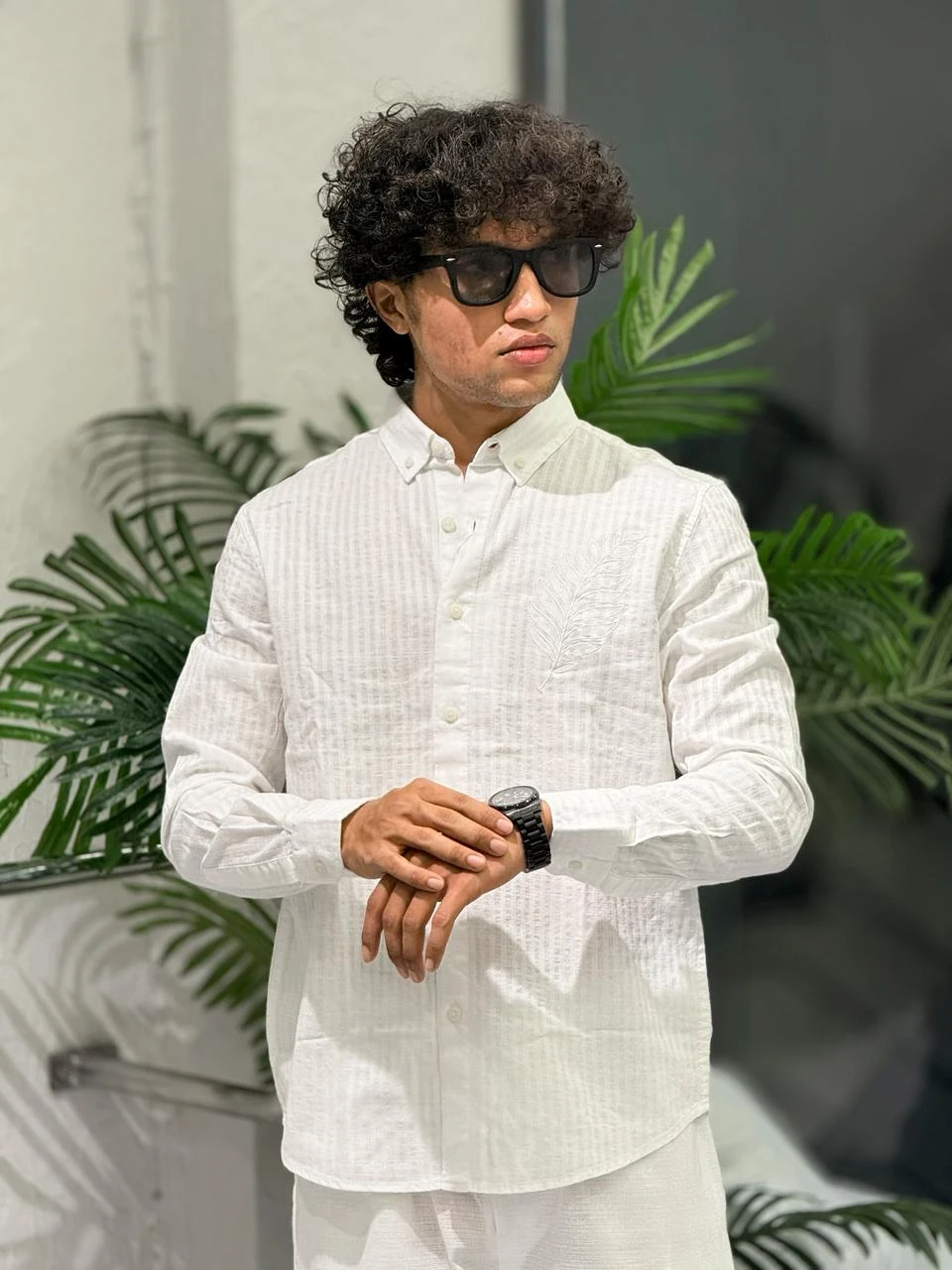 EMBROIDERY STRIPED SHIRT REGULAR FIT  - WHITE